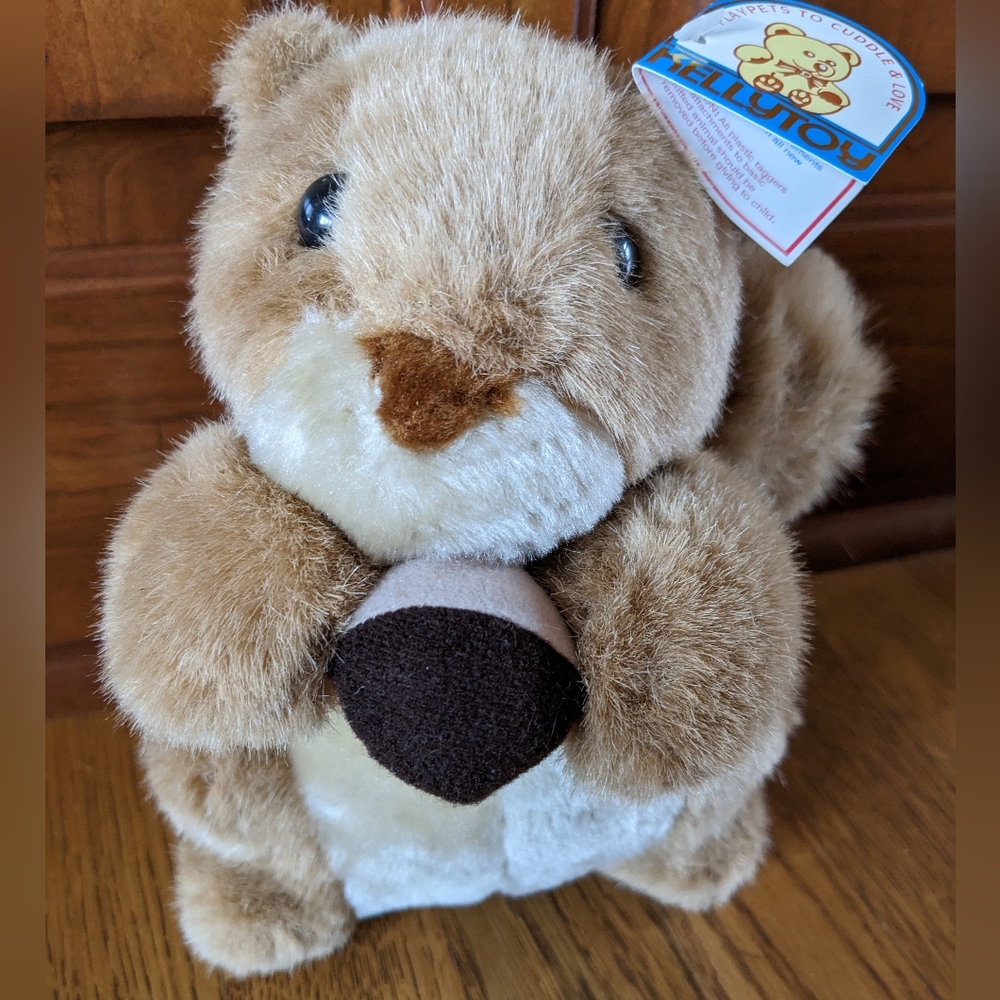 Squirrel plush Kellytoy playpets stuffed animal holding acorn with origi…